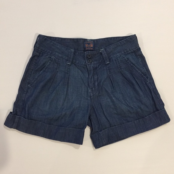 Lucky Brand Pants - LUCKY BRAND Cuffed Pleated Chambray Shorts 28/6